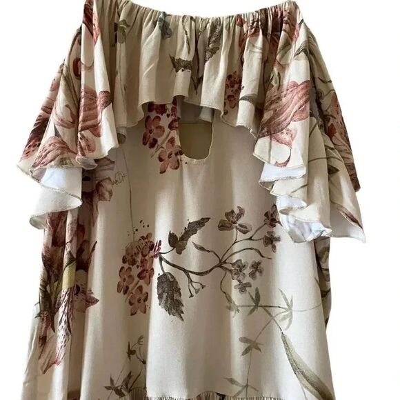 NWOT Chaser  Revolve Floral Spaghetti Straps Lightweight Cream Brown Blouse SZ M - Picture 4 of 12